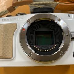 【愛品館江戸川店】OLYMPUS PEN Lite E-PL5　ダブルズームキット ミラーレス一眼カメラ お問合せID：131-020806-007の画像