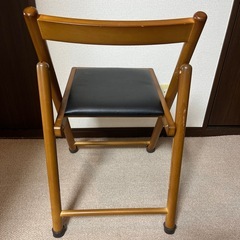 折りたたみダイニングチェアの画像