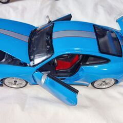 こども　遊びおもちゃ　車の画像