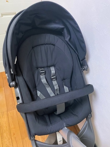 STOKKE エクスプローリー（ブラック）