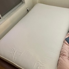 セミダブルベッドの画像