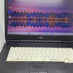 Fujitsu FMV-A6390 ノートPC ブラックの画像