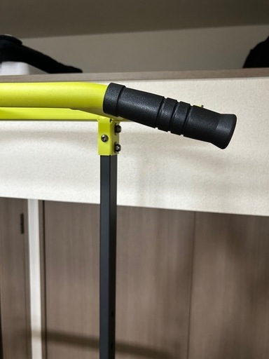 筋トレ器具　ぶら下がり器具　懸垂マシーン