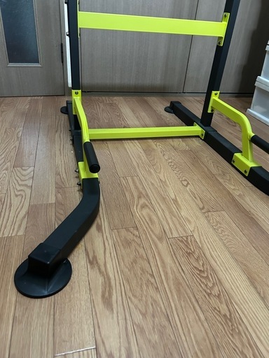 筋トレ器具　ぶら下がり器具　懸垂マシーン