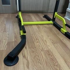 筋トレ器具　ぶら下がり器具　懸垂マシーン の画像