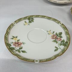 (値引き交渉可)Giovanni Valentino ティーカップ&ソーサー５セット(箱無し)【管理番号497】の画像