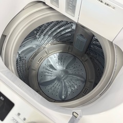 【超美品‼️】定価74,800円♪ e angle(エディオンオリジナル) 2021年製 7.0kg全自動洗濯機 洗剤/柔軟剤自動投入 レトロ調ホワイト♪の画像