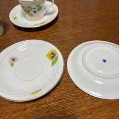パンジー柄カップ&ソーサー4客の画像