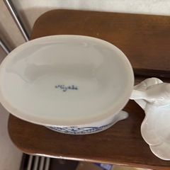 しゃもじ立てと容器他
の画像