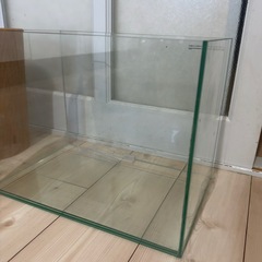 ガラス水槽　の画像