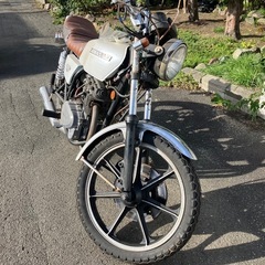 〇ジャンク　カワサキ　Z250FT　ベース車　書類有り　吸い込み〇の画像