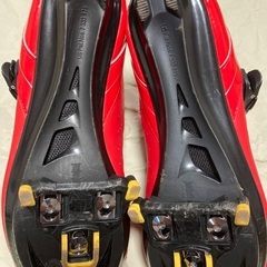 サイクリングシューズ　クリート付きの画像