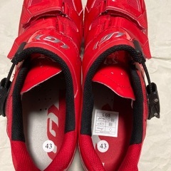 サイクリングシューズ　クリート付きの画像