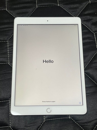 【美品】iPad 第7世代 32GB Wi-Fi MW752J/A シルバー iPad Wi-Fi 32GB - シルバー（第7世代） [整備済製品] - Apple
