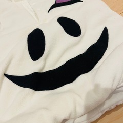 ハロウィンコスチューム(おばけ、恐竜)の画像