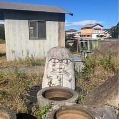 問い合わせ多数の為少なくなっています　石像、コンテナ石臼類の画像