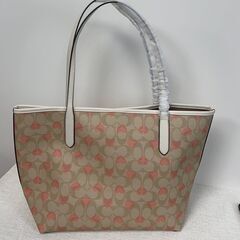[コーチ] hearts シリーズ ハート ショッピングバッグ トートバッグの画像