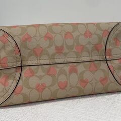 [コーチ] hearts シリーズ ハート ショッピングバッグ トートバッグの画像