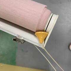 ∞ タチカワ ロールスクリーン 薄ピンク 幅約2000mm 高2200mm以上 41015M03の画像