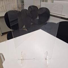オフィス用チェア　椅子の画像