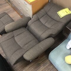 【ジャングルジャングル広陵店】ニトリ　パーソナルチェア　ブラウン　オットマン付きの画像