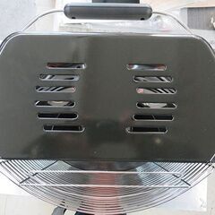 【自社配送は札幌市内限定】Iwatani/イワタニ カセットガスストーブ デカ暖II CB-STV-DKD2 2022年製 ポータブルタイプ 動作OK 中古の画像