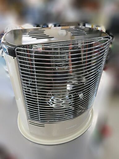 【自社配送は札幌市内限定】Iwatani/イワタニ カセットガスストーブ デカ暖II CB-STV-DKD2 2022年製 ポータブルタイプ 動作OK 中古