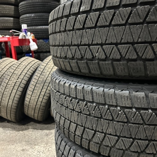 スタッドレスタイヤ　225/65r17 ブリヂストン DM-V3