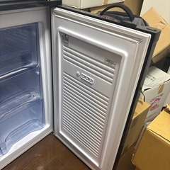 アイリスオーヤマ前開き冷凍庫　　　の画像
