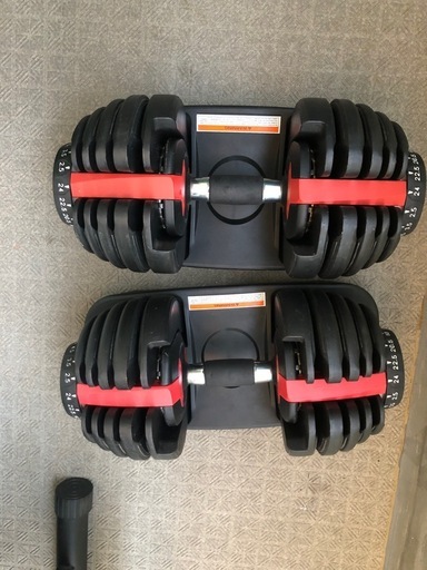 可変式ダンベルとレーニングベンチのセット