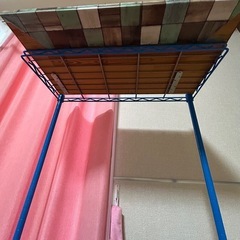 パソコンデスクの画像
