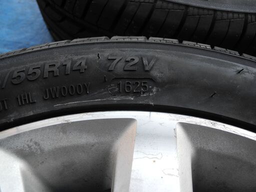 165/55R14　新品外国製タイヤ　エアバルブ新品　ワゴンＲ純正ホイール