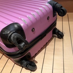 うす紫　パープル　スーツケース　機内持ち込みサイズの画像