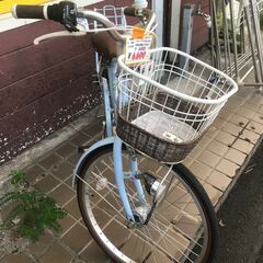 リサイクルショップどりーむ鹿大前店　No.485　22397W　シティサイクル　22インチ　水色　ＬＥＤオ－トライト付き　外装６段階ギア付き　鍵無しの画像