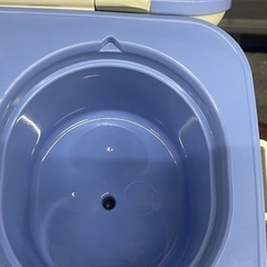【中古】¥1,000 クーラーBOX ドリンクも入れられる
 【IJ93】の画像