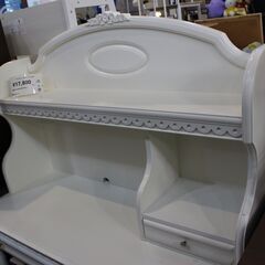 【川崎市宮前区リサイクルオフ】イギリスアンティーク調　学習デスク　白　の画像