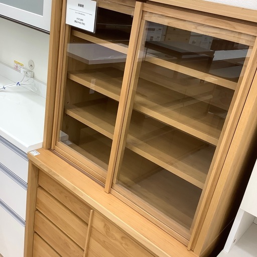 スライド扉　4段引き出しの食器棚のご紹介です！！