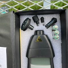 接触式/非接触式両用 デジタル回転計 タコメーター DT2236Bの画像