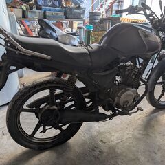 ヤマハ YBR125！予備エンジン付き！部品取り！ジャンク！125cc！インジェクション！鍵、書類あり！ 市内配達可能の画像