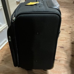 旅行にぴったり🛩️キャリーケース🧳CASTELBAJACカステルバジャック汚れあり•チャック壊れあり💦黒の画像