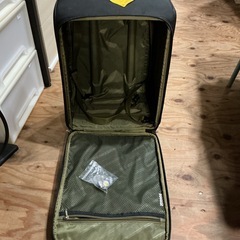 旅行にぴったり🛩️キャリーケース🧳CASTELBAJACカステルバジャック汚れあり•チャック壊れあり💦黒の画像
