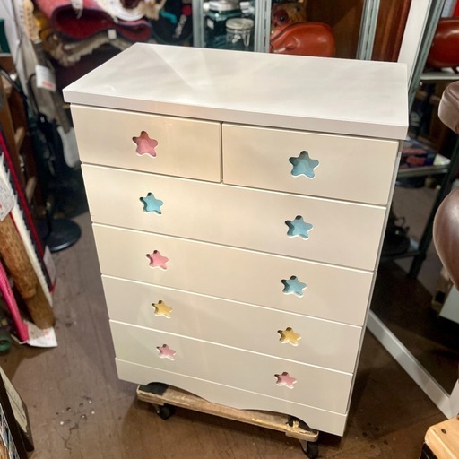 《売約済》アルファタカバ ポップスター 幅75cm5段タイプ パステルブルー 木製 完成品 日本製 キッズチェスト ベビーチェスト 子供用タンス チェスト タンス 子供部屋 収納 大容量収納 大川家具　スター デザイン ホワイト チェスト 6段 タンス 引き出し パステルカラー ガーリー 収納家具 カラフル 子供 部屋 こども 子ども 箪笥 整理箪笥