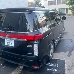 日産エルグランドの画像