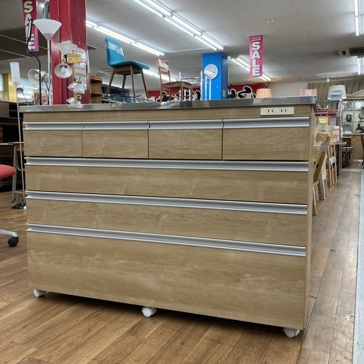 ジモティー限定価格！S717 ⭐ 昇光家具 キャスター付きキッチンカウンター 天板ステンレス 幅120.5cm USED