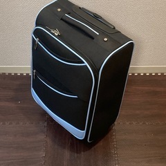 スーツケース
の画像