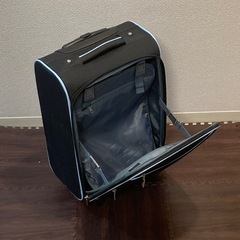 スーツケース
の画像