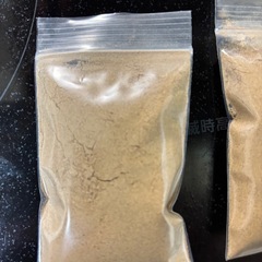 メダカ、残り２
袋ハーブ🌿系エサ病気予防🤧の画像