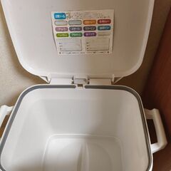 【あげます】2段式ゴミ箱、ゴミ箱の画像