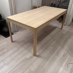 IKEA 伸長ダイニングテーブル（6人〜8人用）の画像