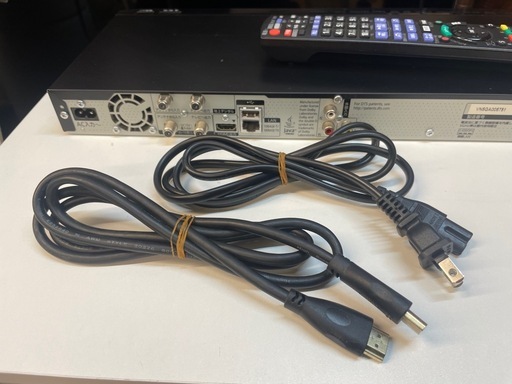 【中古】¥8,800ブルーレイレコーダー　パナソニック  【IJ94】